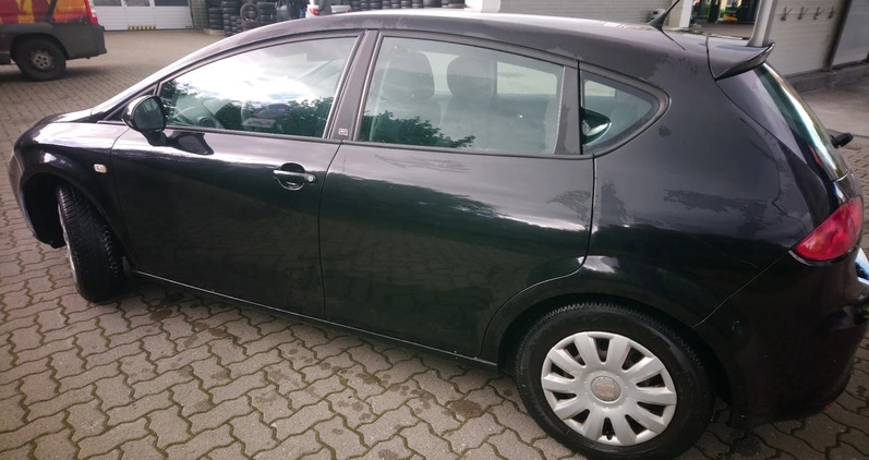 Seat Leon cena 14500 przebieg: 190730, rok produkcji 2010 z Poznań małe 379
